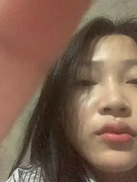 Snapshot of hinami-lo chatting on 05.26.26 hinami-lo online show from 05.26.26