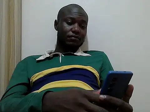 Snapshot of BBC_SEXY chatting on 06.10.26 BBC SEXY online show from 06.10.26