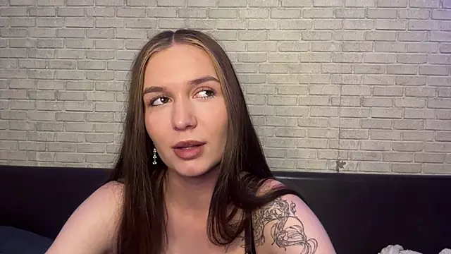Snapshot of Vitacute chatting on 05.30.26 Vitacute online show from 05.30.26