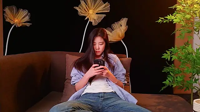Snapshot of yu598188 chatting on 05.31.26 yu598188 online show from 05.31.26