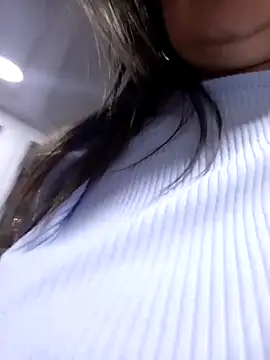 Snapshot of _Pamelamilff chatting on 05.19.26 Pamelamilff online show from 05.19.26