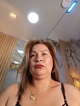 Snapshot of _Pamelamilff chatting on 05.26.26 Pamelamilff online show from 05.26.26