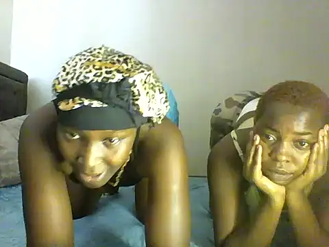 Snapshot of Ebony_sweet_slut chatting on 05.26.26 Ebony sweet slut online show from 05.26.26