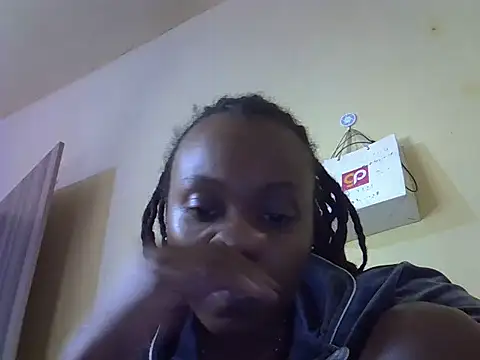 Snapshot of Ebony_dezires chatting on 07.15.26 Ebony dezires online show from 07.15.26