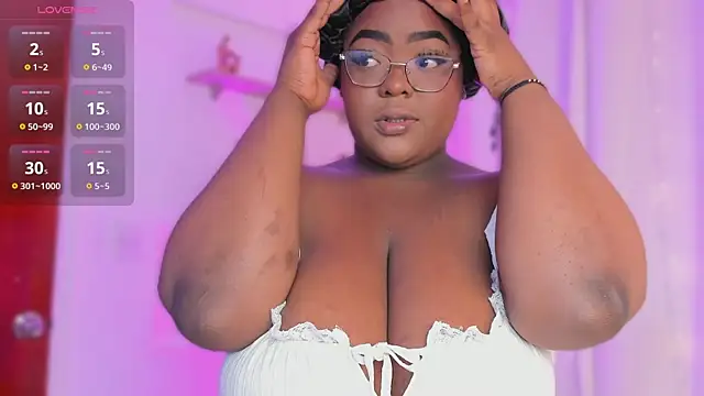 Snapshot of Ayanaa_Ebony_ chatting on 07.13.26 Ayanaa Ebony online show from 07.13.26