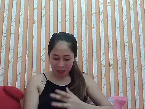 Snapshot of urcherryasian chatting on 05.31.26 urcherryasian online show from 05.31.26