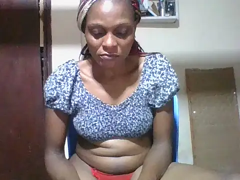 Snapshot of Ebonyqueen4 chatting on 07.11.26 Ebonyqueen4 online show from 07.11.26