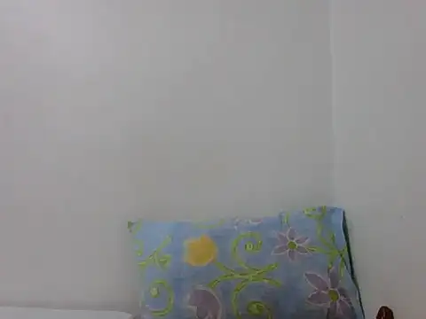 Snapshot of sweet_naughty chatting on 06.24.26 sweet naughty online show from 06.24.26