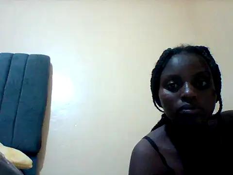 Snapshot of liligal chatting on 05.15.26 liligal online show from 05.15.26