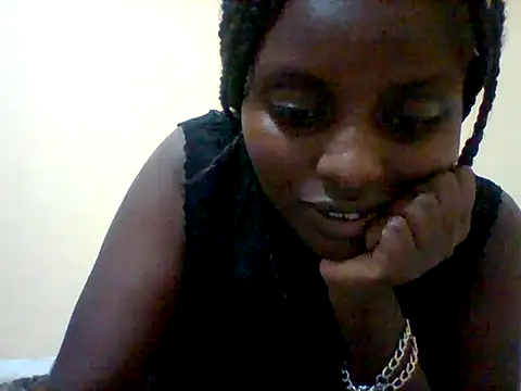 Snapshot of liligal chatting on 05.17.26 liligal online show from 05.17.26