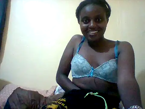 Snapshot of liligal chatting on 05.26.26 liligal online show from 05.26.26