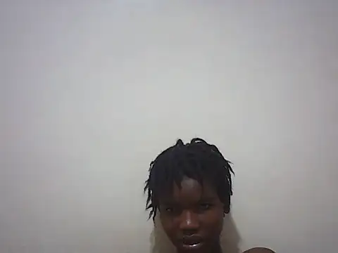Snapshot of Bootylovet chatting on 05.18.26 Bootylovet online show from 05.18.26