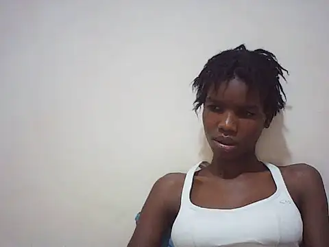 Snapshot of Bootylovet chatting on 05.20.26 Bootylovet online show from 05.20.26