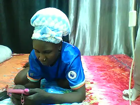Snapshot of Bambybeauty2 chatting on 07.09.26 Bambybeauty2 online show from 07.09.26