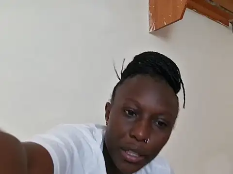 Snapshot of mardhiyah chatting on 06.10.26 mardhiyah online show from 06.10.26