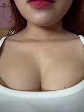 Snapshot of Lilyy-sexy chatting on 05.30.26 Lilyy-sexy online show from 05.30.26