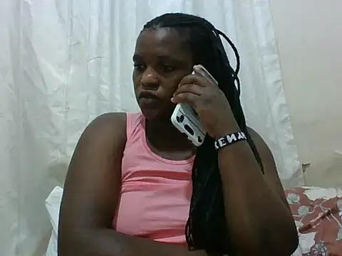 Snapshot of Hot-Perryl chatting on 05.31.26 Hot-Perryl online show from 05.31.26