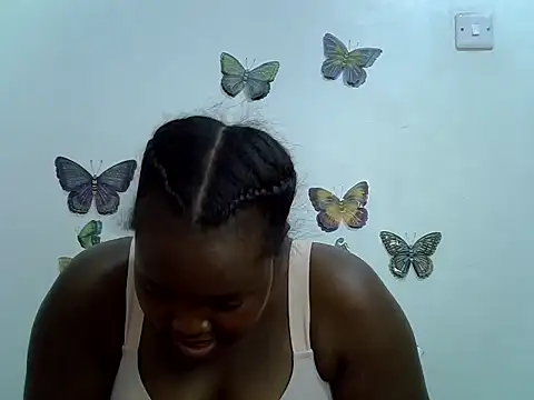 Snapshot of sweetblanka chatting on 05.24.26 sweetblanka online show from 05.24.26