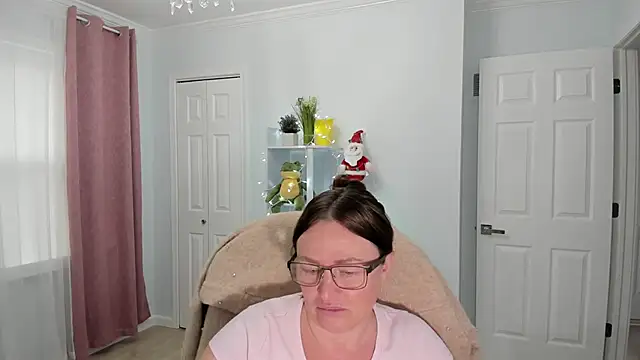 Vika73 online show from 12.10.24