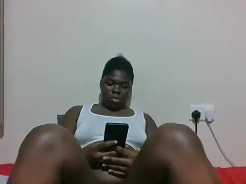 Snapshot of evethegurl chatting on 06.21.26 evethegurl online show from 06.21.26
