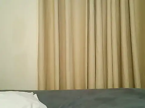 Snapshot of Chocolate_vee chatting on 07.12.26 Chocolate vee online show from 07.12.26