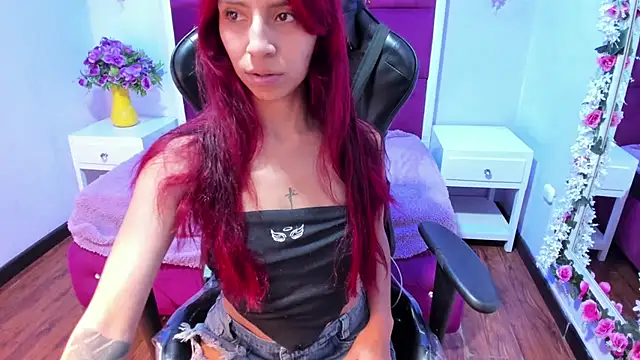 Snapshot of NinaaXXX_ chatting on 06.09.26 NinaaXXX online show from 06.09.26