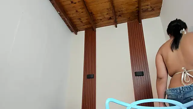 Snapshot of MiaLane3 chatting on 06.12.26 MiaLane3 online show from 06.12.26