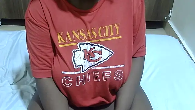 RawHoneyXo- online show from 06.08.26