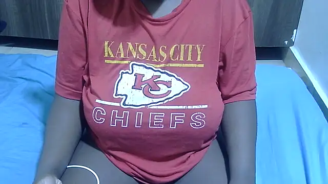 RawHoneyXo- online show from 06.10.26