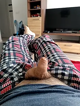 Snapshot of cordopl84 chatting on 05.17.26 cordopl84 online show from 05.17.26
