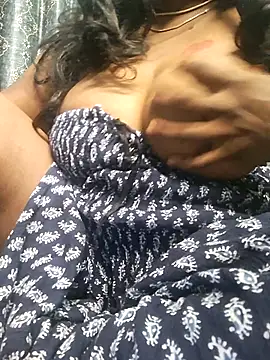 Snapshot of Tamil-ammukutty18 chatting on 07.10.26 Tamil-ammukutty18 online show from 07.10.26