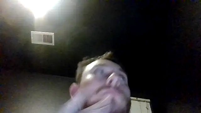 Snapshot of Tallhungcloudyyy chatting on 06.03.26 Tallhungcloudyyy online show from 06.03.26