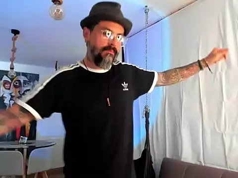 Miguel angeel  online show from 06.13.26
