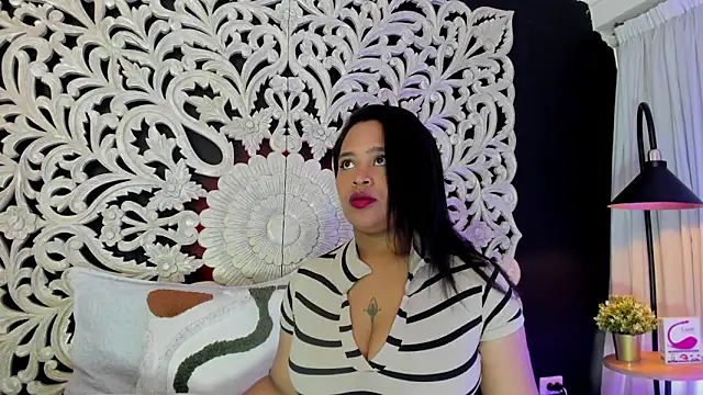Snapshot of Bianca_DVarela chatting on 05.30.26 Bianca DVarela online show from 05.30.26