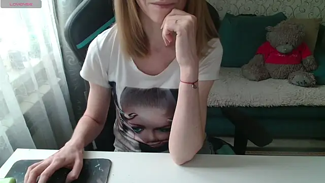 Snapshot of -Millamanka- chatting on 05.26.26 -Millamanka- online show from 05.26.26