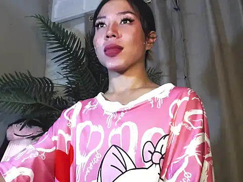 Snapshot of Super_Hot_BunnyXX chatting on 05.24.26 Super Hot BunnyXX online show from 05.24.26