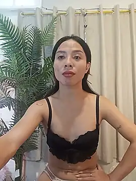 Snapshot of Super_Hot_BunnyXX chatting on 05.27.26 Super Hot BunnyXX online show from 05.27.26