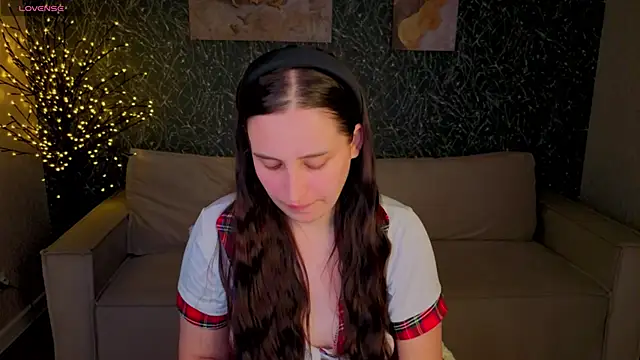 Elizabet Colllins online show from 06.09.26
