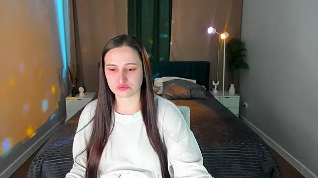 Elizabet Colllins online show from 06.27.26