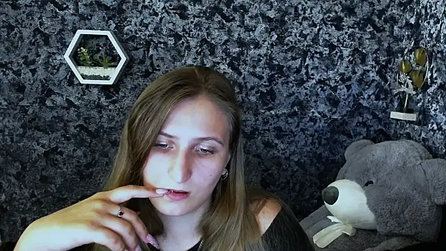 Jenny smille  online show from 06.05.26