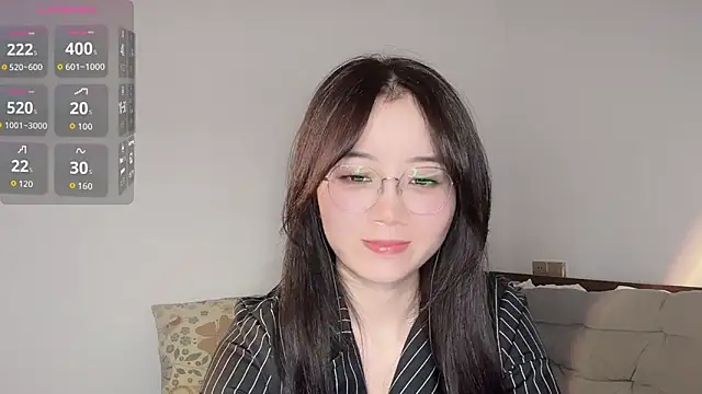 Snapshot of 77-Vicky chatting on 06.16.26 77-Vicky online show from 06.16.26