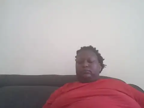 Snapshot of fat_ebonyqueen chatting on 05.31.26 fat ebonyqueen online show from 05.31.26
