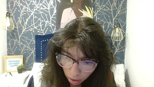 Snapshot of Allyshon_ chatting on 05.27.26 Allyshon online show from 05.27.26