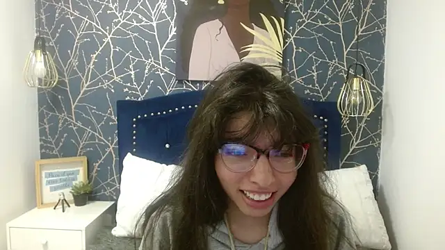 Snapshot of Allyshon_ chatting on 05.29.26 Allyshon online show from 05.29.26
