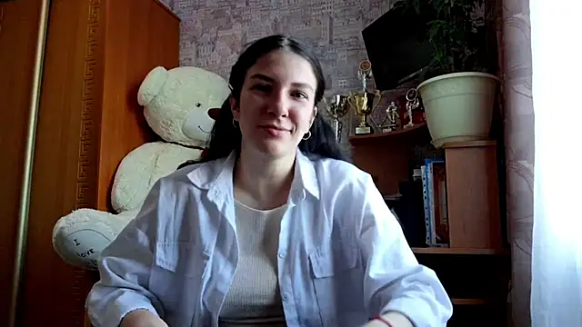 Snapshot of MoroseViki chatting on 05.31.26 MoroseViki online show from 05.31.26