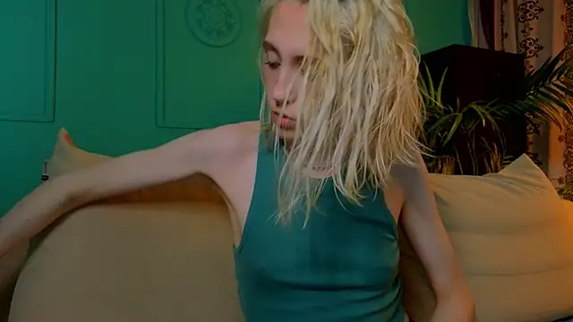 Snapshot of Elen__Moore chatting on 07.13.26 Elen Moore online show from 07.13.26