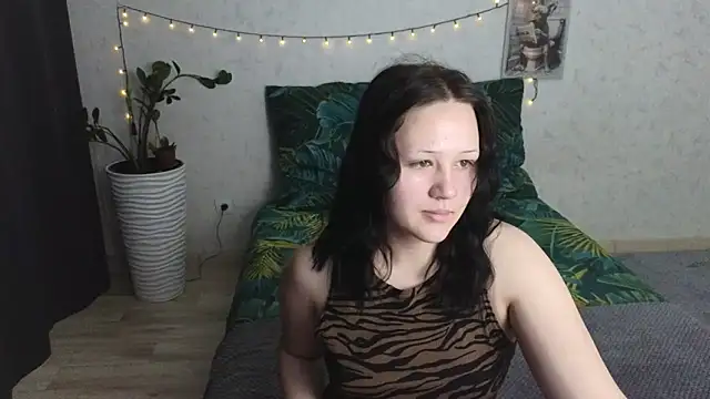 Snapshot of Tori_cute chatting on 06.10.26 Tori cute online show from 06.10.26
