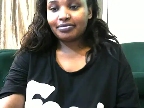 Snapshot of aliayah5 chatting on 06.23.26 aliayah5 online show from 06.23.26