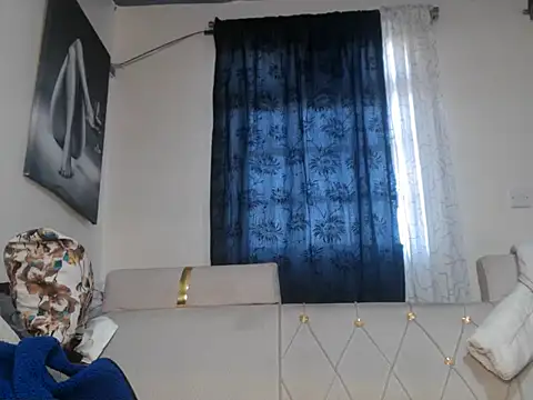 sexyleah25 online show from 07.13.26