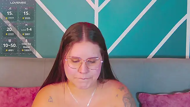 Snapshot of Lia_Avalon chatting on 06.06.26 Lia Avalon online show from 06.06.26